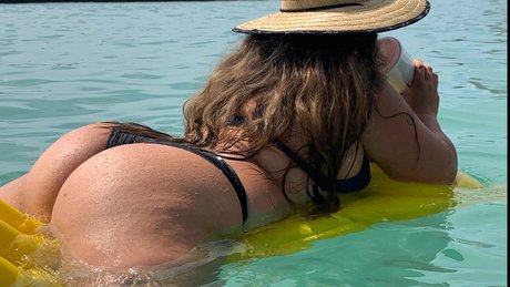 Nagie wyciekłe zdjęcie OnlyFans od Maryjane Moore