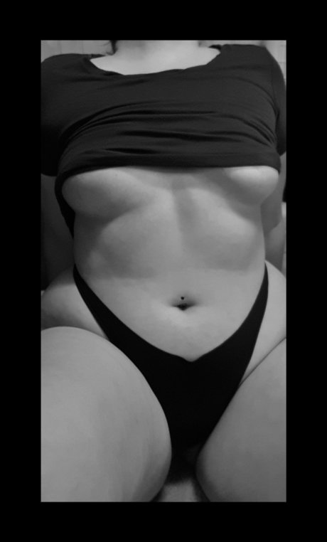 Nagie wyciekłe zdjęcie OnlyFans od Nyphadora