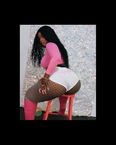 Nagie wyciekłe zdjęcie OnlyFans od Prettyblaccc