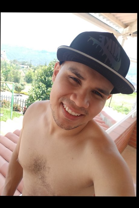 Nagie wyciekłe zdjęcie OnlyFans od Carlos Fernando