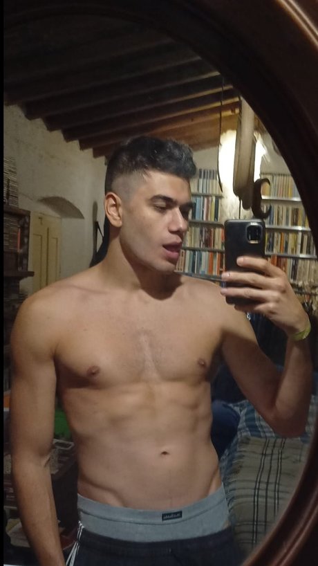 Nagie wyciekłe zdjęcie OnlyFans od Rico