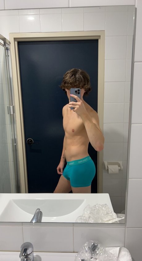 Nagie wyciekłe zdjęcie OnlyFans od Matty