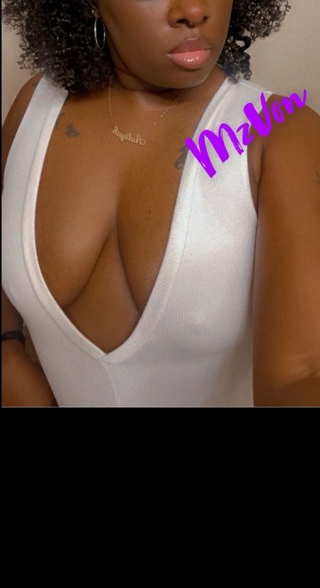 Nagie wyciekłe zdjęcie OnlyFans od Mzvon2u