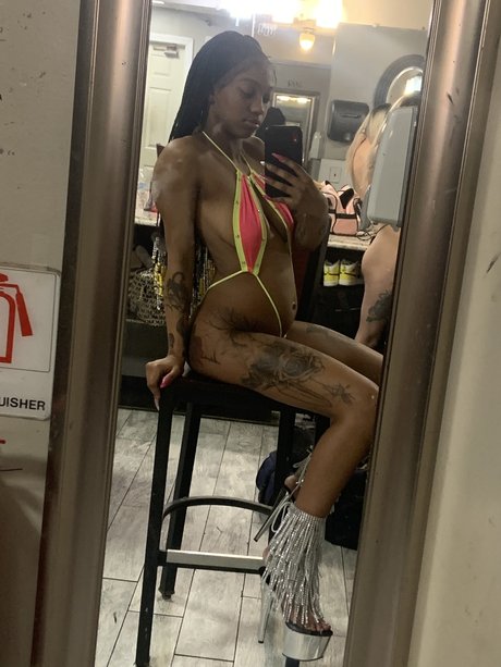 Nagie wyciekłe zdjęcie OnlyFans od  Remykilla