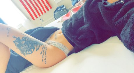 Nagie wyciekłe zdjęcie OnlyFans od Hilta