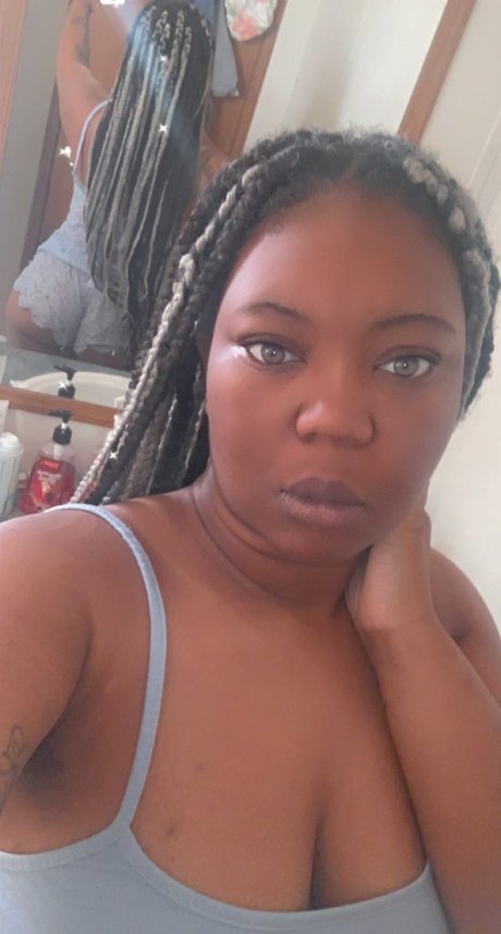 Nagie wyciekłe zdjęcie OnlyFans od Melanin Savage