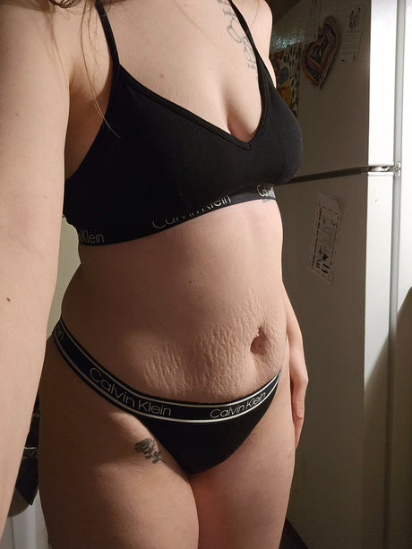 Nagie wyciekłe zdjęcie OnlyFans od Bella Mae