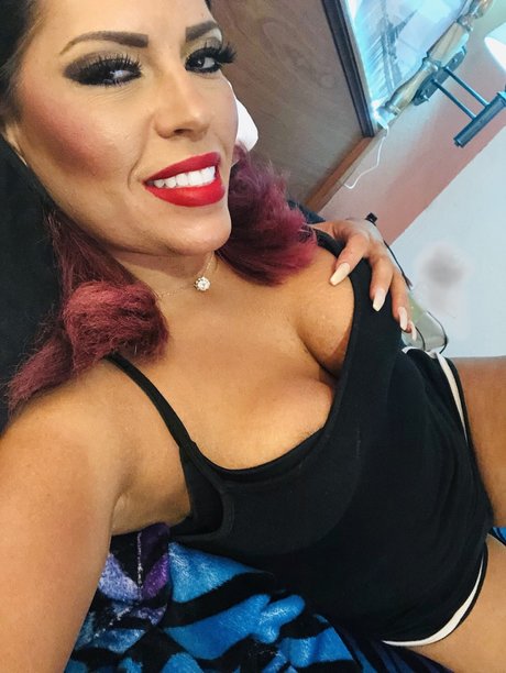 Nagie wyciekłe zdjęcie OnlyFans od Jessiek
