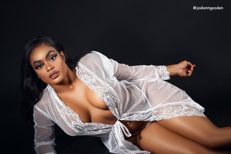 Nagie wyciekłe zdjęcie OnlyFans od Freakie Deekie
