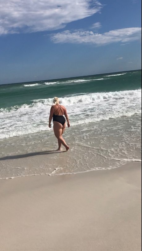 Nagie wyciekłe zdjęcie OnlyFans od Miss Booty