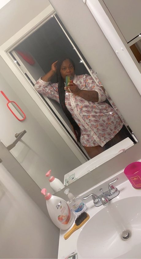 Nagie wyciekłe zdjęcie OnlyFans od Miss Hershey