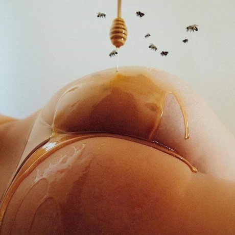 Nagie wyciekłe zdjęcie OnlyFans od Honey