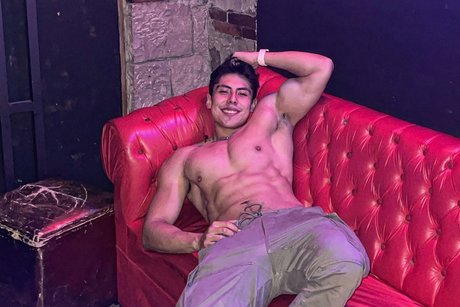 Nagie wyciekłe zdjęcie OnlyFans od Alfredo Montao