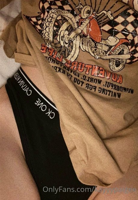 Nagie wyciekłe zdjęcie OnlyFans od Xoxokayyyp