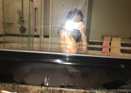Nagie wyciekłe zdjęcie OnlyFans od Kimbyx