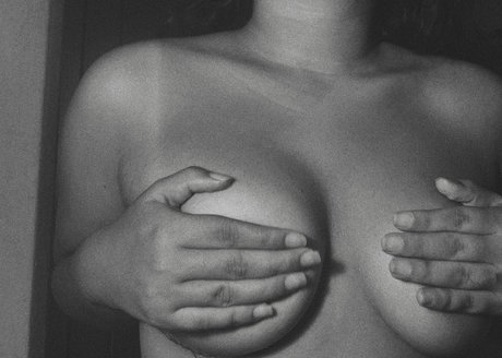 Nagie wyciekłe zdjęcie OnlyFans od Dirty Girls