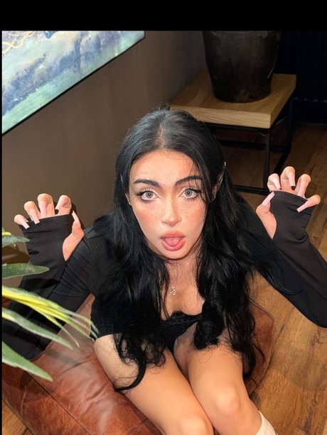 Nagie wyciekłe zdjęcie OnlyFans od Chloee