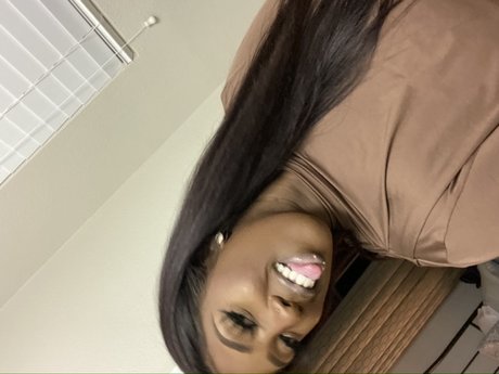 Nagie wyciekłe zdjęcie OnlyFans od Samira