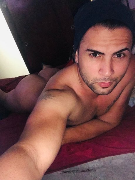 Nagie wyciekłe zdjęcie OnlyFans od Henry Diaz 