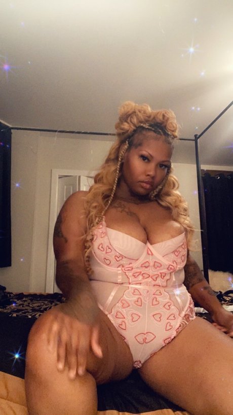 Nagie wyciekłe zdjęcie OnlyFans od Bambi Knowles