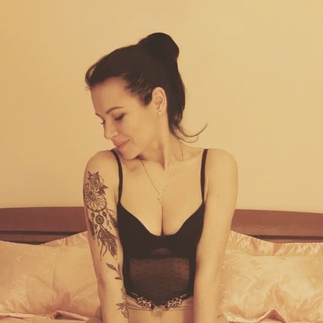 Nadia Pheromon