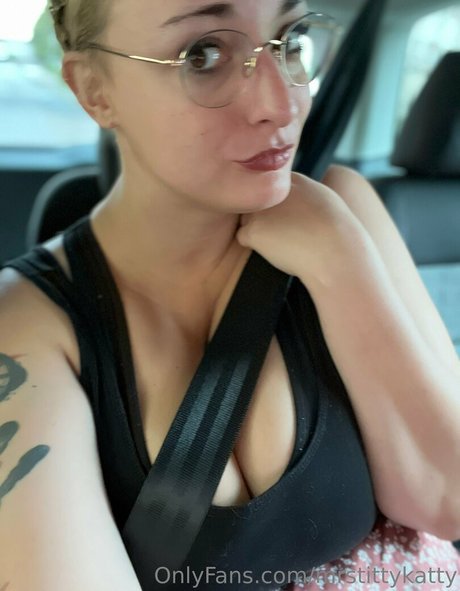 Nagie wyciekłe zdjęcie OnlyFans od Mrstittykatty