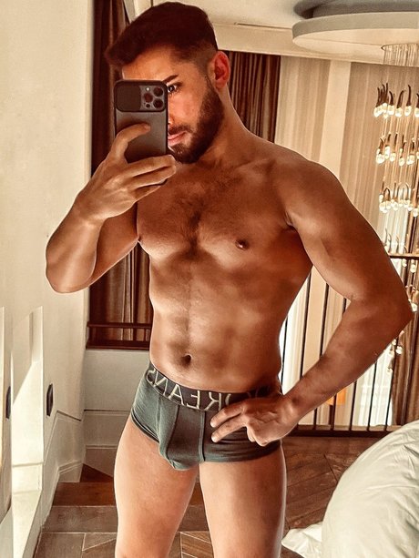 Nagie wyciekłe zdjęcie OnlyFans od Ardamuscle
