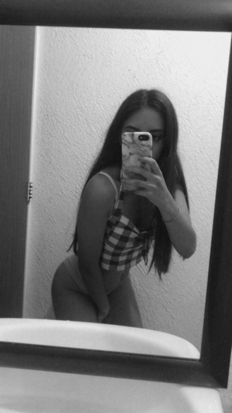 Nagie wyciekłe zdjęcie OnlyFans od Chio Jm