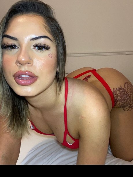 Nagie wyciekłe zdjęcie OnlyFans od Notonlymiki