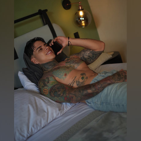 Nagie wyciekłe zdjęcie OnlyFans od Angel Lugo 