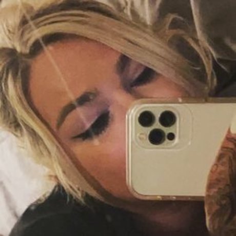 Nagie wyciekłe zdjęcie OnlyFans od Gunmamii
