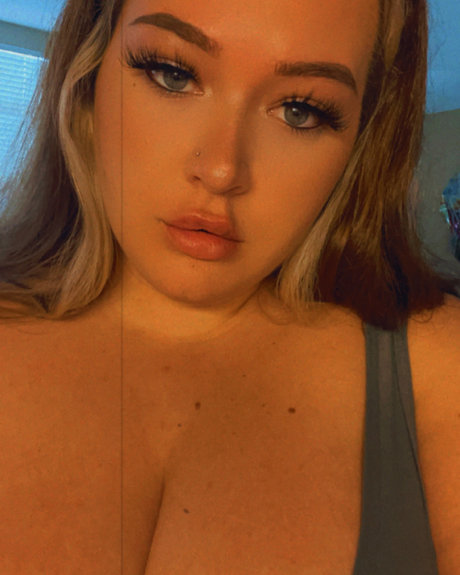 Nagie wyciekłe zdjęcie OnlyFans od Cait 