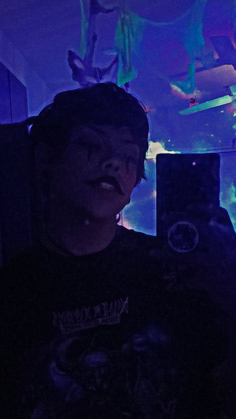 Nagie wyciekłe zdjęcie OnlyFans od Clowncubus