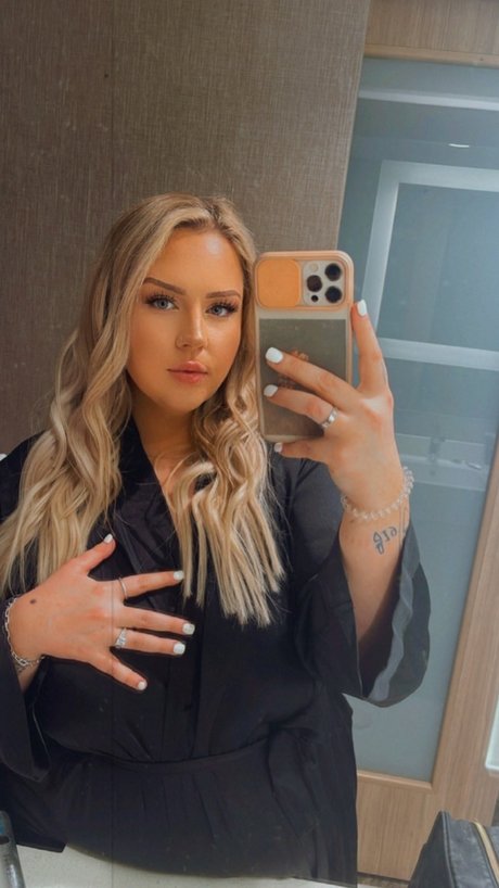 Nagie wyciekłe zdjęcie OnlyFans od Princess Peach 