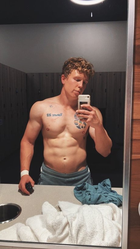 Nagie wyciekłe zdjęcie OnlyFans od Roman