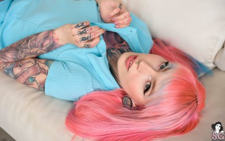 Nagie wyciekłe zdjęcie OnlyFans od Hellyrite