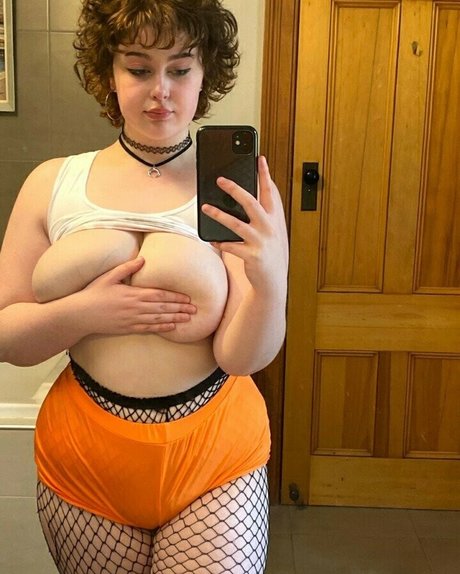 Nagie wyciekłe zdjęcie OnlyFans od Milabloomoo