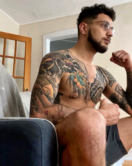 Nagie wyciekłe zdjęcie OnlyFans od Adrian Ibarra