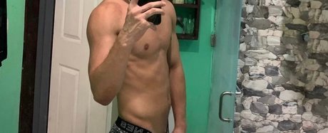 Nagie wyciekłe zdjęcie OnlyFans od Dilan