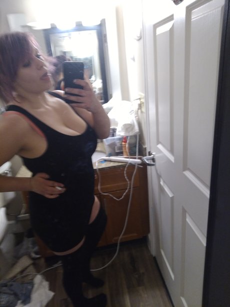 Nagie wyciekłe zdjęcie OnlyFans od Taylor S Lee