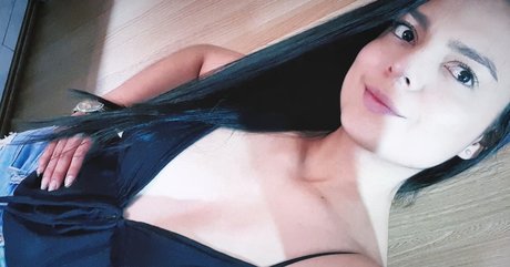 Nagie wyciekłe zdjęcie OnlyFans od Yuyi