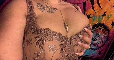 Nagie wyciekłe zdjęcie OnlyFans od Flirty Dayana