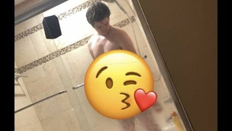 Nagie wyciekłe zdjęcie OnlyFans od Jake Hall