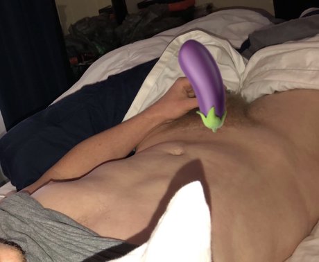 Nagie wyciekłe zdjęcie OnlyFans od Chris
