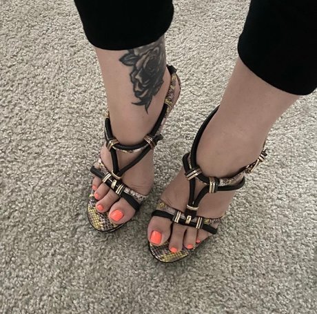 Nagie wyciekłe zdjęcie OnlyFans od Fabfeetandheels