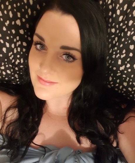 Nagie wyciekłe zdjęcie OnlyFans od Girl On Fire
