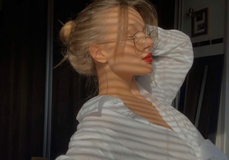 Nagie wyciekłe zdjęcie OnlyFans od Karina Muzhalovska