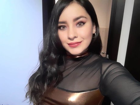 Nagie wyciekłe zdjęcie OnlyFans od Mady