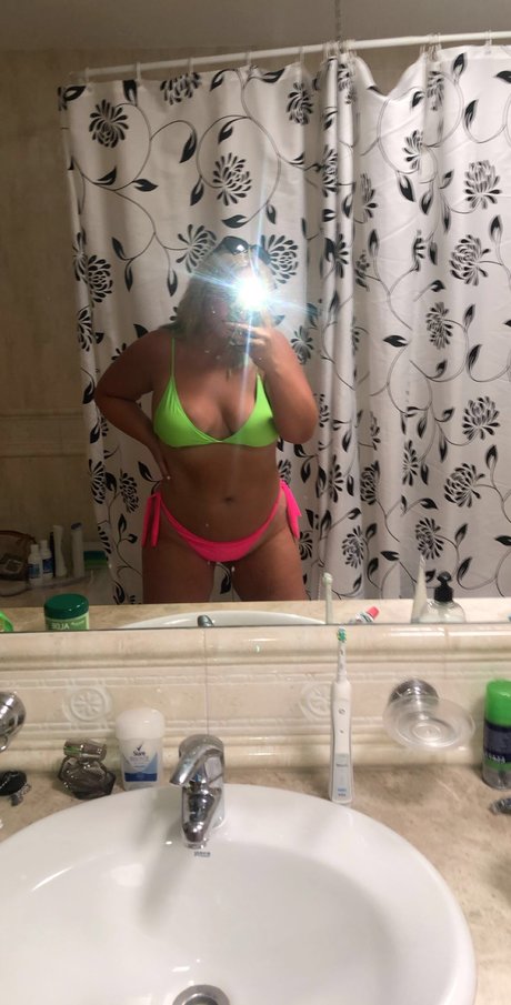 Chlo