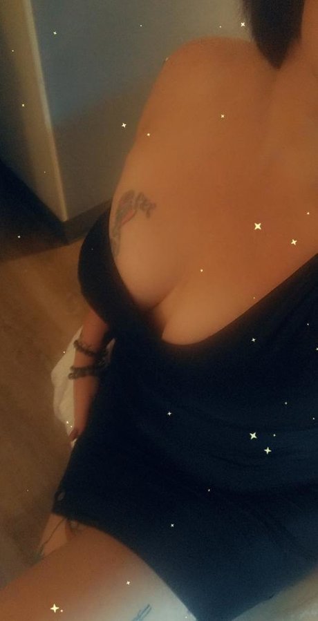 Nagie wyciekłe zdjęcie OnlyFans od Phoenix